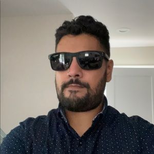 Meet your Posher, Ronak